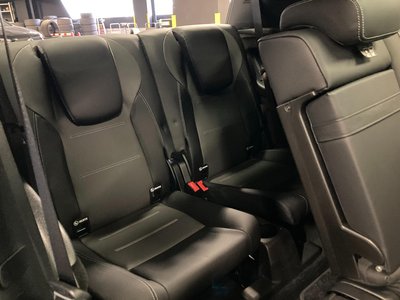 MERCEDES-BENZ GLB - 10