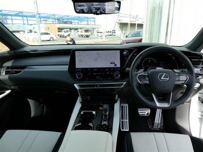 LEXUS RX - 9