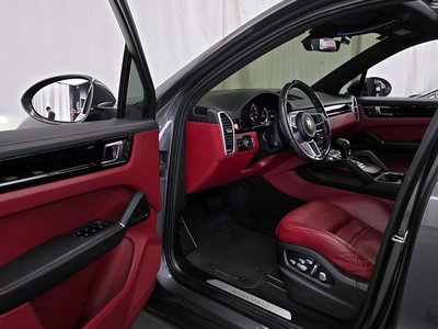 PORSCHE CAYENNE - 10