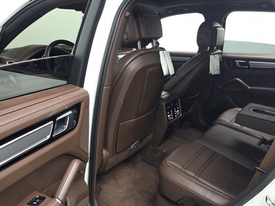 صورة مصغرة 11 لـ 2022 Porsche CAYENNE