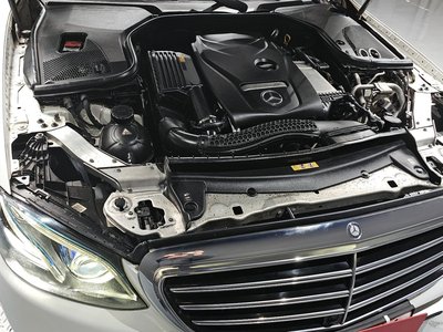 MERCEDES-BENZ E-CLASS - 7