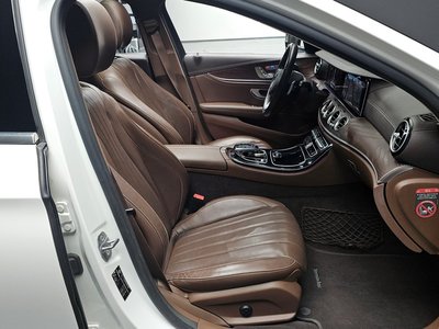 MERCEDES-BENZ E-CLASS - 10