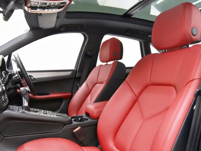 PORSCHE MACAN - 7