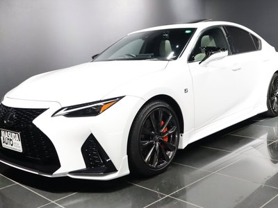 LEXUS IS