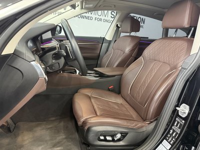 BMW 6 SERIES GT - 10