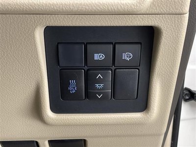 TOYOTA LAND CRUISER PRADO - 9