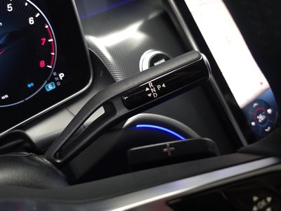 MERCEDES-BENZ GLC - 10