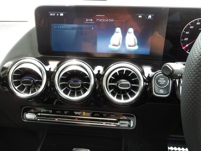 2025 Mercedes-BENZ GLA 缩略图 52