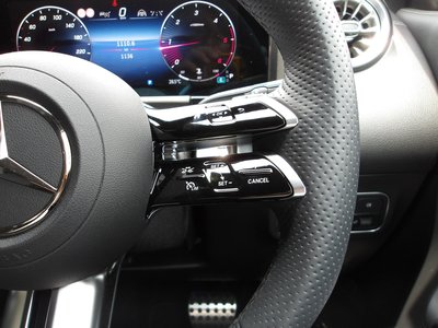 2025 Mercedes-BENZ GLA 缩略图 61