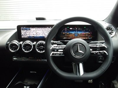 2025 Mercedes-BENZ GLA 缩略图 34