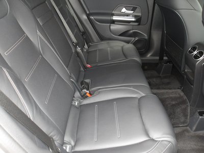 2025 Mercedes-BENZ GLA 缩略图 40