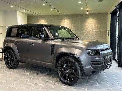 LAND ROVER DEFENDER - 5