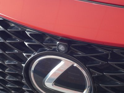 2023 Lexus IS — миниатюра 18