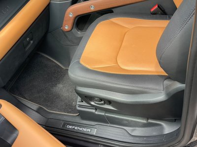 2023 LAND Rover DEFENDER photo 6