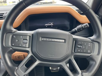 2023 LAND Rover DEFENDER photo 9