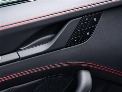 2024 Porsche 911 — миниатюра 15