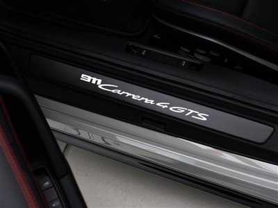 2024 Porsche 911 — миниатюра 16