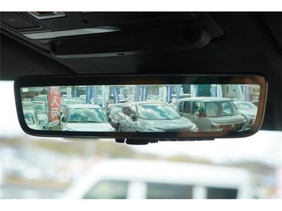 LAND ROVER DEFENDER - 7