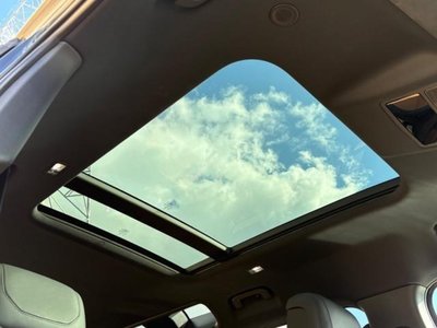 LAND ROVER DEFENDER - 3