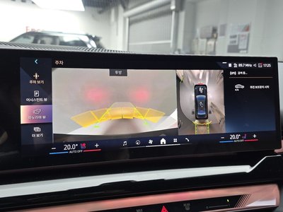 2025 BMW 5 SERIES — миниатюра 16