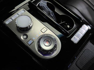2024 Genesis G80 (RG3) thumbnail 12