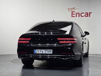 GENESIS G80 (RG3) - 3