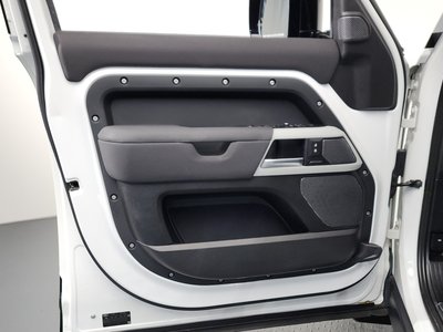 صورة مصغرة 14 لـ 2022 LAND Rover DEFENDER