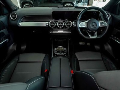 MERCEDES-BENZ GLB - 5