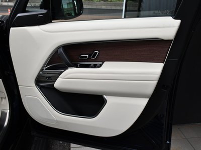 صورة 9 لـ 2023 LAND Rover RANGE ROVER
