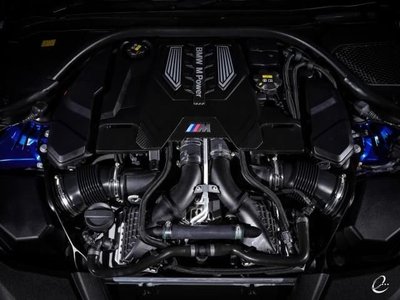 صورة 8 لـ 2018 BMW M5