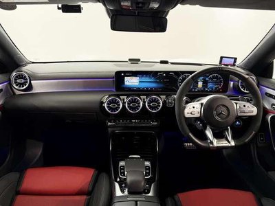 MERCEDES-BENZ CLA - 4