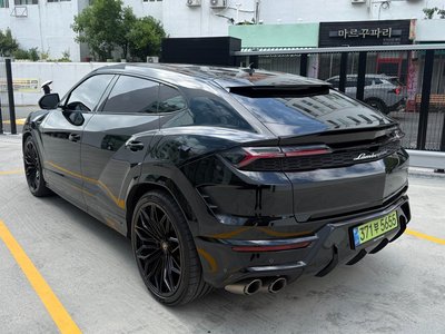 2025 Lamborghini URUS 照片 6