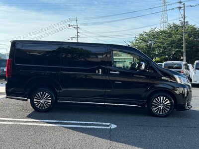 2021 Toyota GRAND ACE 照片 4