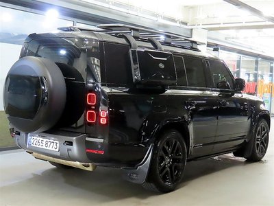 LAND ROVER DEFENDER - 3