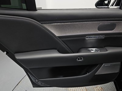 2022 Genesis G90 (RS4) thumbnail 15