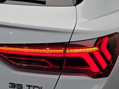 صورة 10 لـ 2023 AUDI Q3