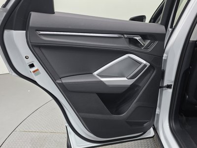صورة مصغرة 15 لـ 2023 AUDI Q3