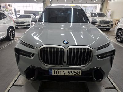 BMW X7 - 1