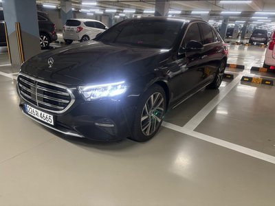 MERCEDES-BENZ E-CLASS