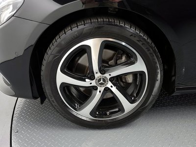 MERCEDES-BENZ E-CLASS - 6