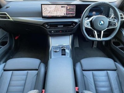 BMW 3 SERIES - 2