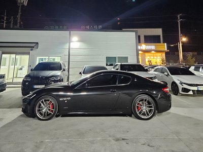 MASERATI GRAN TURISMO - 2