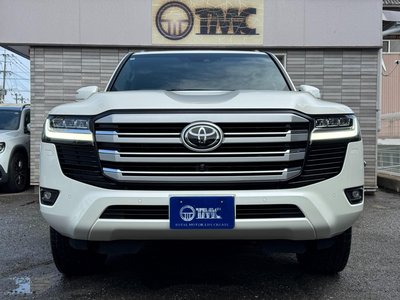 TOYOTA LAND CRUISER 300 - 4