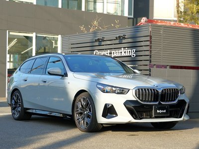 BMW 5 SERIES TOURING - 1