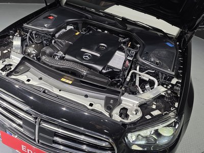 MERCEDES-BENZ E-CLASS - 7