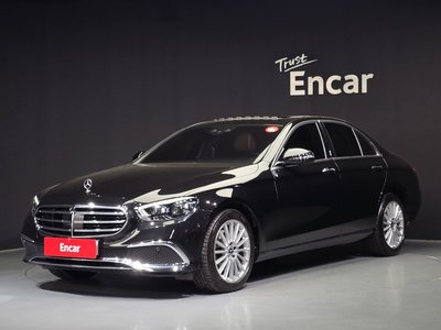 MERCEDES-BENZ E-CLASS - 1