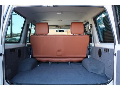 TOYOTA LAND CRUISER 70 - 7