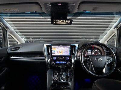 صورة 9 لـ 2018 Toyota VELLFIRE