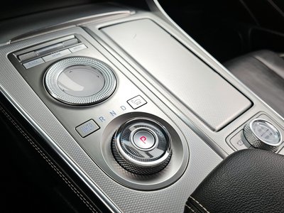 GENESIS GV80 - 9