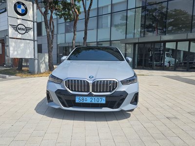 BMW I5 - 2